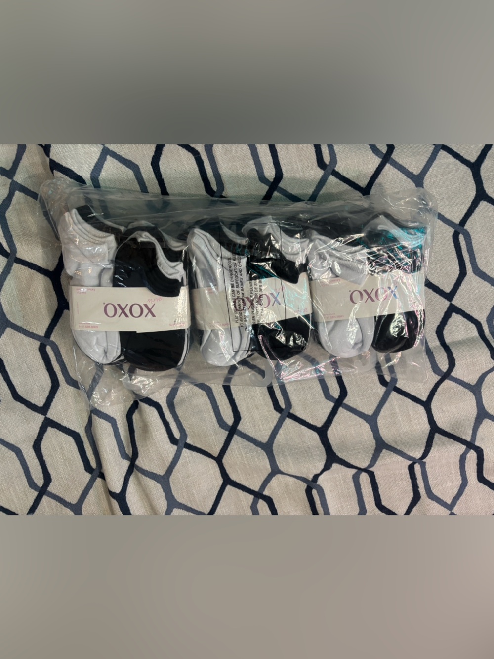3 pack of NWT low cut socks black/ White 20 pairs per pack size 4-11 & size 6 W